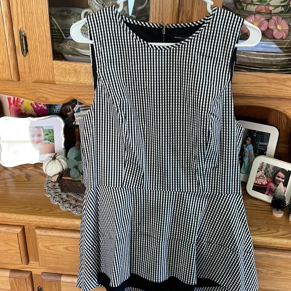White House Black Market top